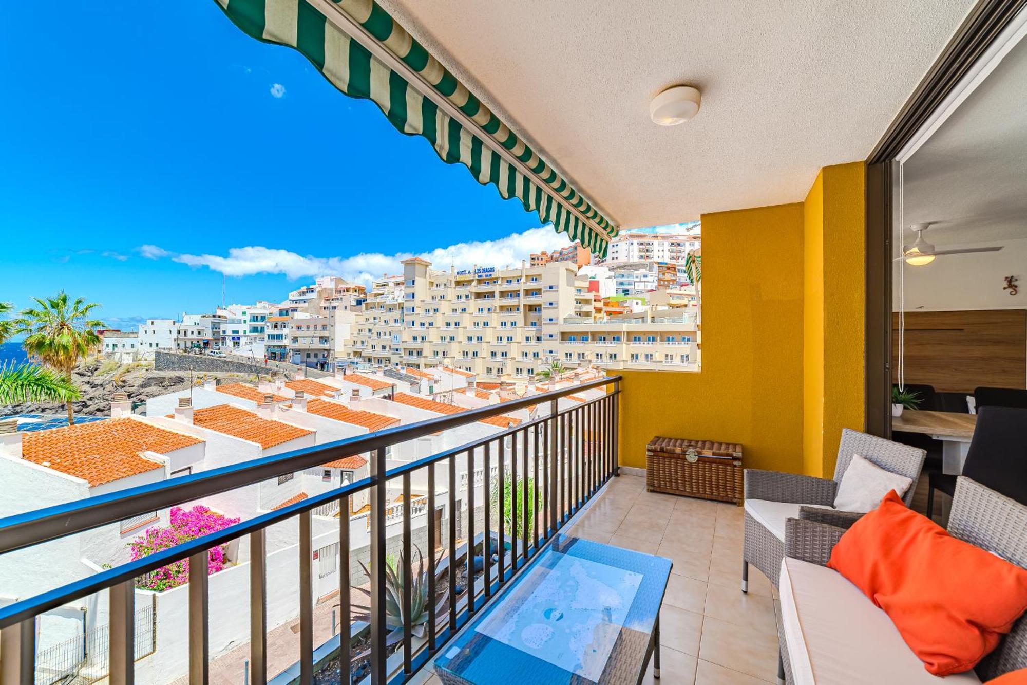 Family Apartment With 3 Bedrooms And Balcony Near Los Gigantes And Ocean Puerto de Santiago  Eksteriør billede