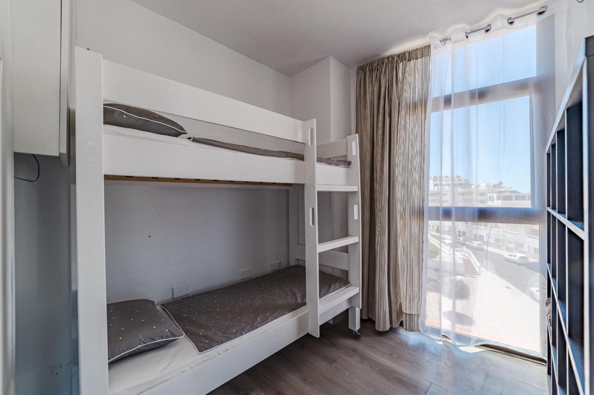 Family Apartment With 3 Bedrooms And Balcony Near Los Gigantes And Ocean Puerto de Santiago  Eksteriør billede